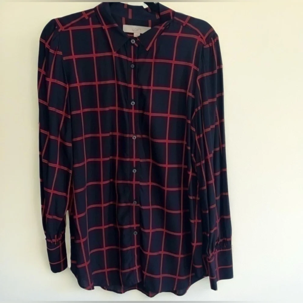 Loft buttoned down black and red top - size medium
